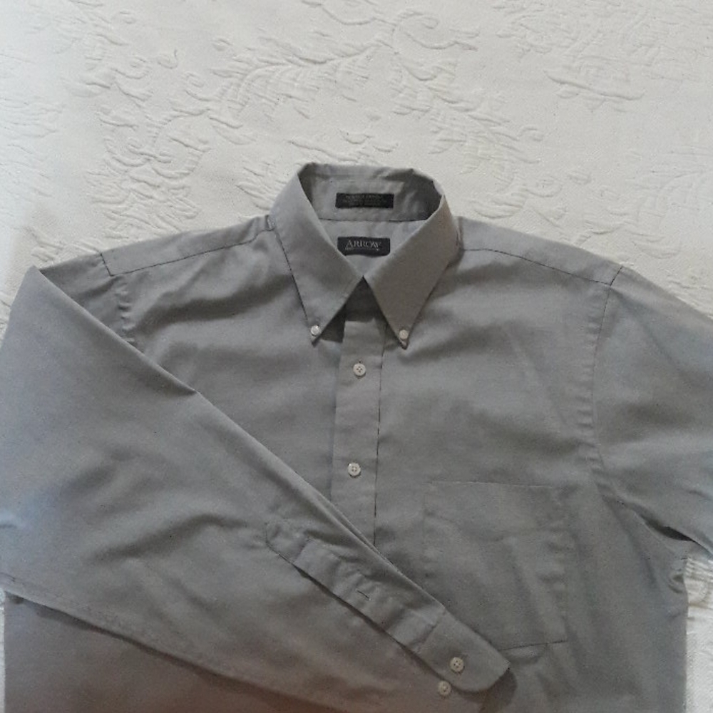 Men's shirt